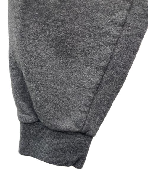 Thom Browne（トムブラウン）Thom Browne (トムブラウン) 4BARスウェットジョガーロングパンツ/MJQ008H-00353-025 グレー サイズ:1の古着・服飾アイテム