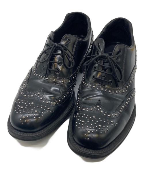 PRADA（プラダ）PRADA (プラダ) スタッズウィングチップシューズ ブラック サイズ:8 1/2の古着・服飾アイテム