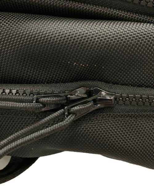 YOHJI YAMAMOTO（ヨウジヤマモト）YOHJI YAMAMOTO (ヨウジヤマモト) New Era (ニューエラ) RED LOGO BAGPACK/HZ-I58-661 ブラックの古着・服飾アイテム