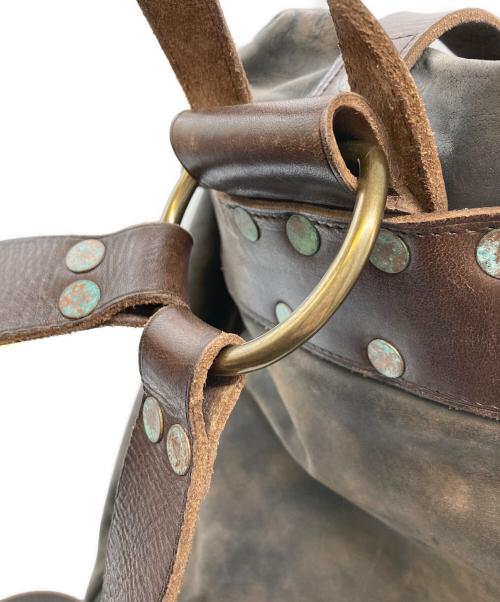 RRL（ダブルアールエル）RRL (ダブルアールエル) Distressed Leather Rucksack ブラウンの古着・服飾アイテム