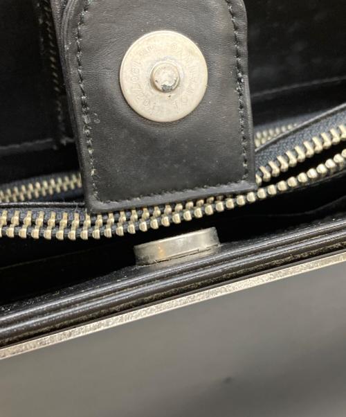 Jean Paul GAULTIER（ジャンポールゴルチェ）Jean Paul GAULTIER (ジャンポールゴルチェ) メタルプレートレザートートバッグ ブラックの古着・服飾アイテム