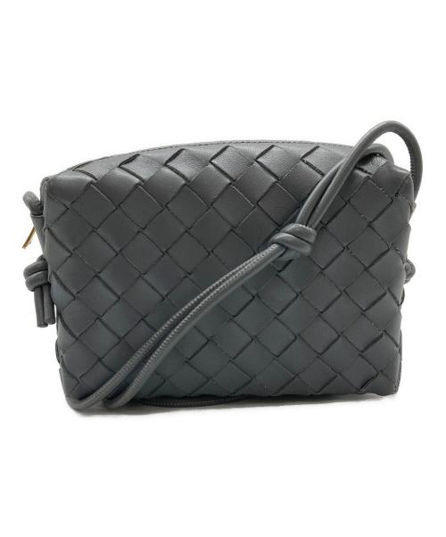 BOTTEGA VENETA（ボッテガベネタ）BOTTEGA VENETA (ボッテガベネタ) ミニループ カメラバッグ グレーの古着・服飾アイテム