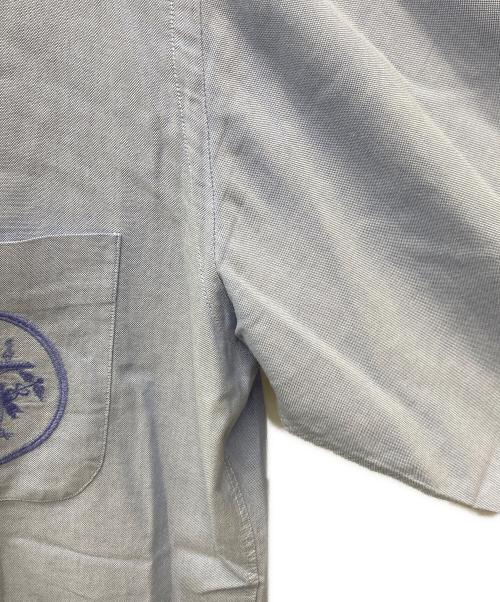 HERMES（エルメス）HERMES (エルメス) セリエボタンエンブレム刺繍シャツ ブルー サイズ:40-15 3/4の古着・服飾アイテム