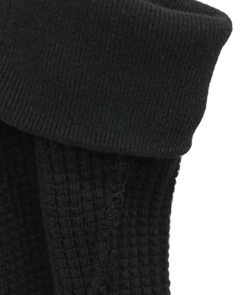 NVRFRGT（ネヴァーフォーゲット）NVRFRGT (ネヴァーフォーゲット) Waffle Thermal Long Sleeve T-shirt/NF252T03 ブラック サイズ:2の古着・服飾アイテム