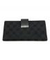 GUCCI（グッチ）の古着「GGキャンバス長財布」｜ブラック