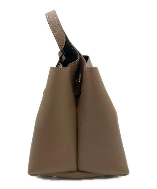 TOD'S（トッズ）TOD'S (トッズ) T TIMELESS  MICRO 2WAY BAG/XBWAPAEL000QRI9P13 ベージュの古着・服飾アイテム
