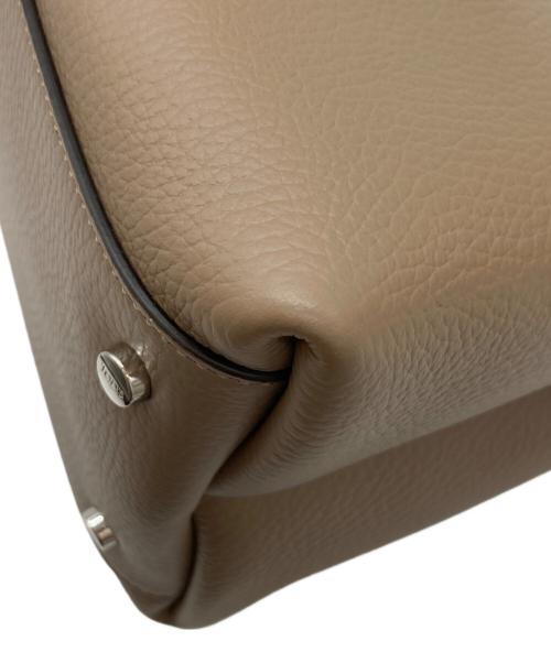 TOD'S（トッズ）TOD'S (トッズ) T TIMELESS  MICRO 2WAY BAG/XBWAPAEL000QRI9P13 ベージュの古着・服飾アイテム