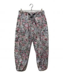 SUPREME（シュプリーム）の古着「Belted Trail Pant "Floral"」｜グレー