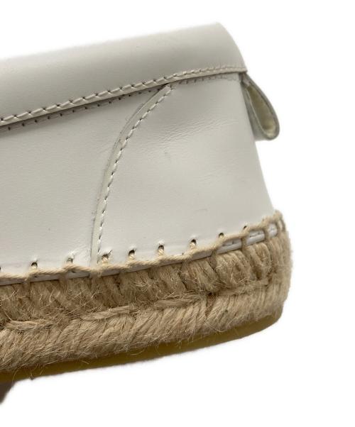 JIMMY CHOO（ジミーチュウ）JIMMY CHOO (ジミーチュウ) スタッズエスパドリーユ ホワイト サイズ:25.5cmの古着・服飾アイテム
