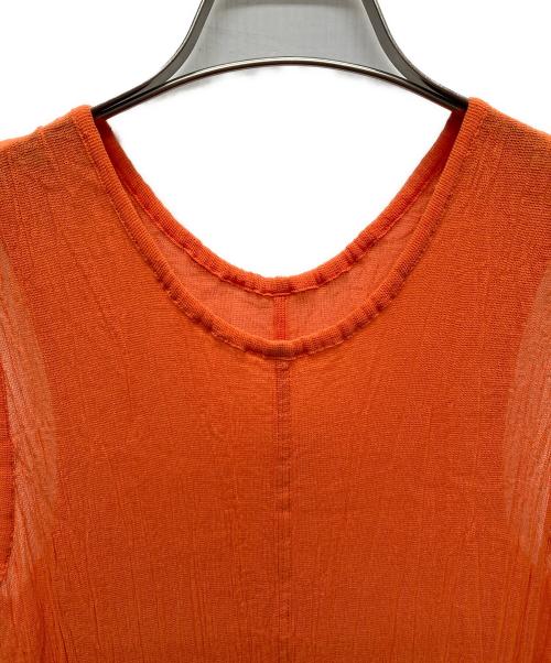ISSEY MIYAKE（イッセイミヤケ）ISSEY MIYAKE (イッセイミヤケ) KARAMI DRESSノースリーブワンピース/IM41FH521 オレンジ サイズ:2の古着・服飾アイテム
