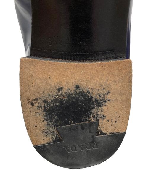 PRADA（プラダ）PRADA (プラダ) レザーシューズ/2 DG 025 ネイビー×ブラウン サイズ:8 1/2の古着・服飾アイテム