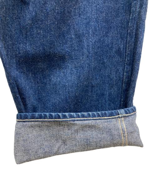 COMOLI（コモリ）COMOLI (コモリ) ベルテッドデニムパンツ/U03-03011 ブルー サイズ:1の古着・服飾アイテム