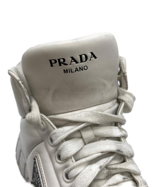 PRADA（プラダ）PRADA (プラダ) パデッドナッパレザー ハイカット スニーカー ホワイト サイズ:7の古着・服飾アイテム
