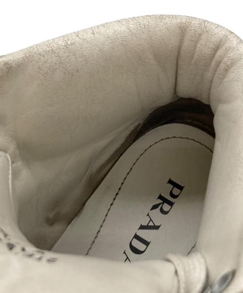 PRADA（プラダ）PRADA (プラダ) パデッドナッパレザー ハイカット スニーカー ホワイト サイズ:7の古着・服飾アイテム