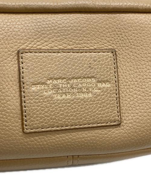 MARC JACOBS（マークジェイコブス）MARC JACOBS (マークジェイコブス) THE LEATHER CARGO BAG/2S4HSH085H02 ベージュの古着・服飾アイテム