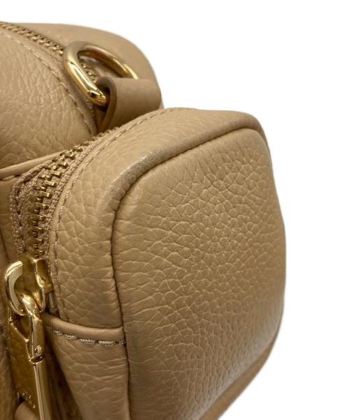 MARC JACOBS（マークジェイコブス）MARC JACOBS (マークジェイコブス) THE LEATHER CARGO BAG/2S4HSH085H02 ベージュの古着・服飾アイテム