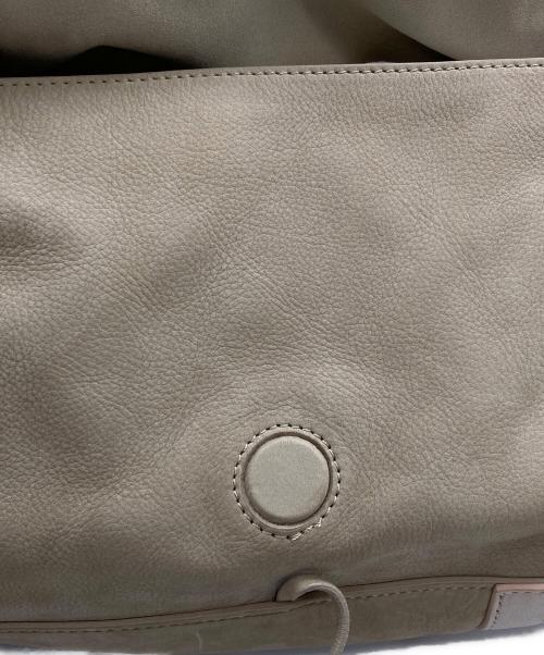 Acne studios（アクネ ストゥディオズ）ACNE STUDIOS (アクネ ストゥディオズ) Two-Tone Nubuck Shoulder Bag/FN-WN-BAGS000219 ベージュ×ピンクの古着・服飾アイテム