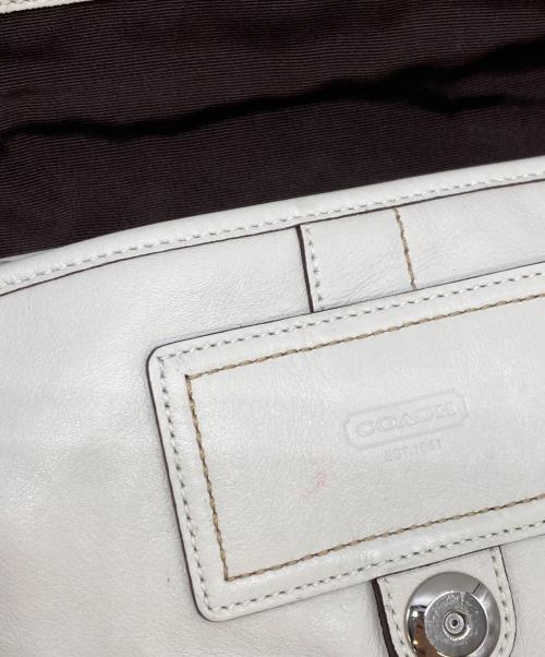 COACH（コーチ）COACH (コーチ) ソーホーワンショルダーバッグ アイボリーの古着・服飾アイテム