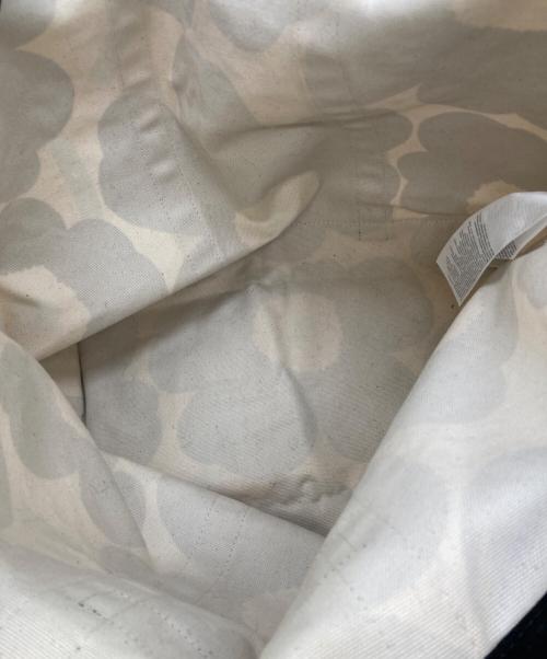 marimekko（マリメッコ）marimekko (マリメッコ) PERUSKASSI PIENI UNIKKO 2/トートバッグ ブラックの古着・服飾アイテム