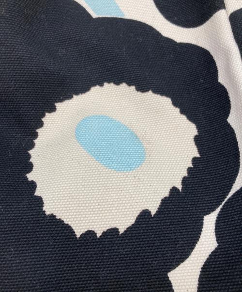 marimekko（マリメッコ）marimekko (マリメッコ) PERUSKASSI PIENI UNIKKO 2/トートバッグ ブラックの古着・服飾アイテム