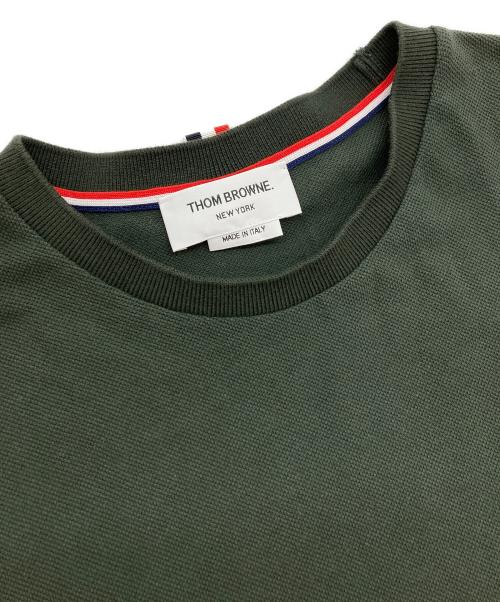 Thom Browne（トムブラウン）Thom Browne (トムブラウン) ラインデザインTシャツ/MJS123A-00050320 カーキ サイズ:4の古着・服飾アイテム