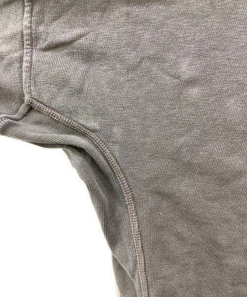 STONE ISLAND（ストーンアイランド）STONE ISLAND (ストーンアイランド) クルーネックロゴスウェット グレー サイズ:Lの古着・服飾アイテム