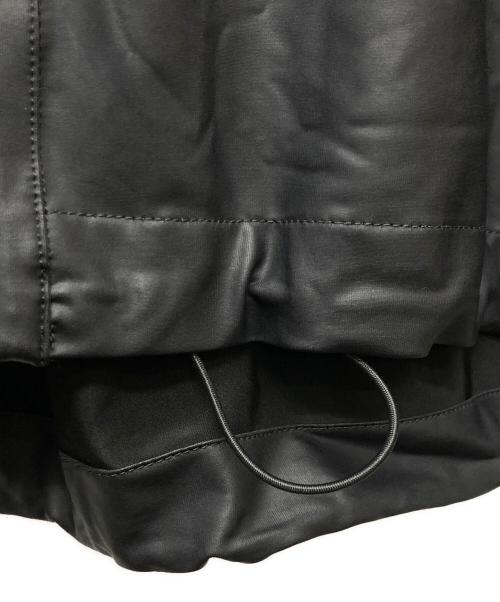 EMPORIO ARMANI（エンポリオ アルマーニ）EMPORIO ARMANI (エンポリオ アルマーニ) テクニカル ストレッチ ジャケット/B1CF4L B122C ブラック サイズ:Ｍの古着・服飾アイテム