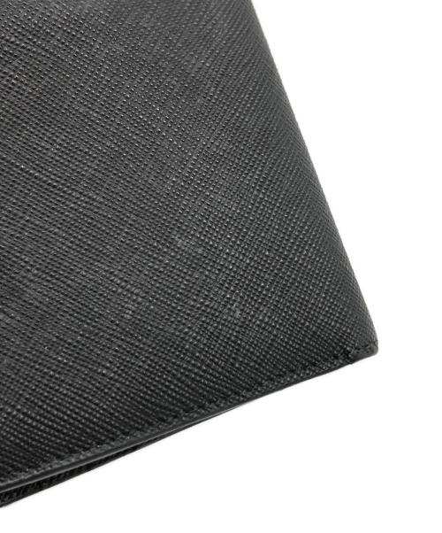 PRADA（プラダ）PRADA (プラダ) Saffiano Triangle Card Holder ブラックの古着・服飾アイテム