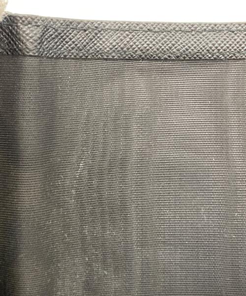PRADA（プラダ）PRADA (プラダ) Saffiano Triangle Card Holder ブラックの古着・服飾アイテム