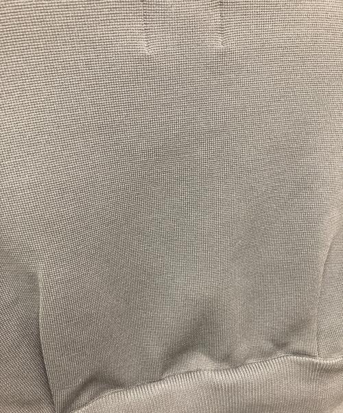OMMO（オーエムエムオー）OMMO (オーエムエムオー) LAYERED FLARE KNIT TOP オリーブ サイズ:ＦＲＥＥ 未使用品の古着・服飾アイテム
