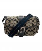 COACHコーチ）の古着「SOHO/シグネチャーキャンバスショルダーバッグ/6835」｜ベージュ