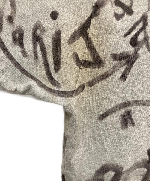 BALENCIAGA（バレンシアガ）BALENCIAGA (バレンシアガ) クラッシュダスト加工 ワッペン 半袖Tシャツ グレー サイズ:Lの古着・服飾アイテム