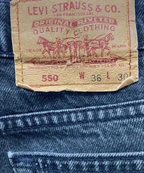 LEVI'S（リーバイス）LEVI'S (リーバイス) 先染め550デニムパンツ ブラック サイズ:W36の古着・服飾アイテム