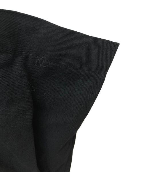 ISSEY MIYAKE（イッセイミヤケ）ISSEY MIYAKE (イッセイミヤケ) テーパードパンツ/ME91FF134 ブラック サイズ:2の古着・服飾アイテム
