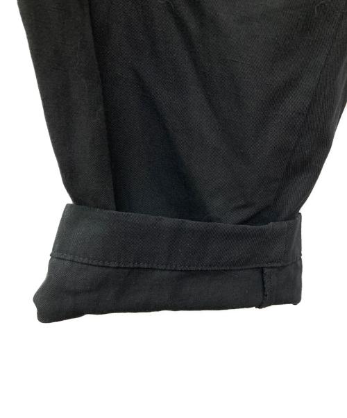 ISSEY MIYAKE（イッセイミヤケ）ISSEY MIYAKE (イッセイミヤケ) テーパードパンツ/ME91FF134 ブラック サイズ:2の古着・服飾アイテム