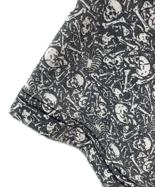 stussy（ステューシー）stussy (ステューシー) スカルプリント Tシャツ ブラック サイズ:Ｍの古着・服飾アイテム