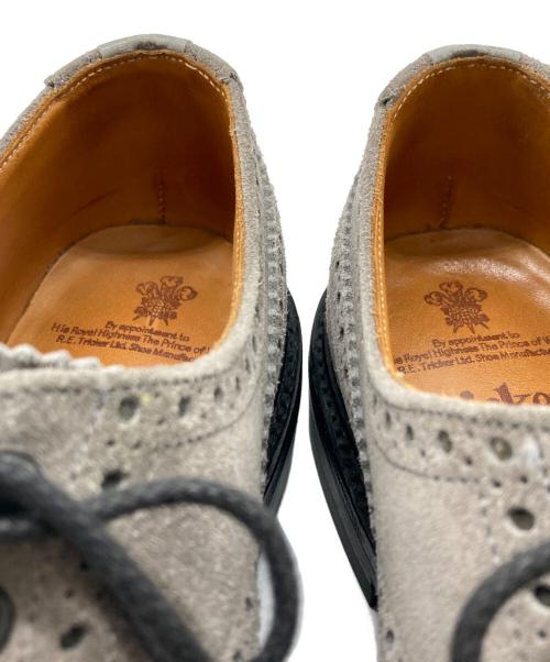 Tricker's（トリッカーズ）Tricker's (トリッカーズ) BOURTON スウェードウィングチップシューズ/884631 グレー サイズ:8.5の古着・服飾アイテム