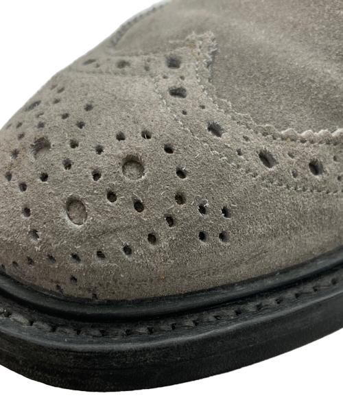 Tricker's（トリッカーズ）Tricker's (トリッカーズ) BOURTON スウェードウィングチップシューズ/884631 グレー サイズ:8.5の古着・服飾アイテム
