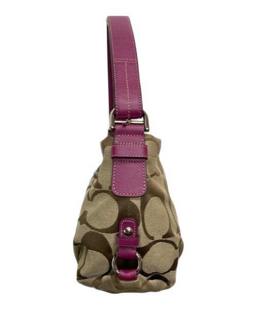 COACH（コーチ）COACH (コーチ) シグネチャーワンショルダーバッグ/F15068 ベージュの古着・服飾アイテム