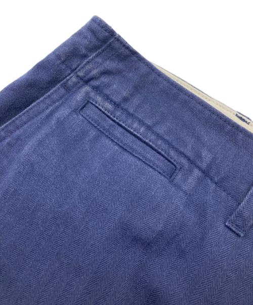BEAMS PLUS（ビームスプラス）BEAMS PLUS (ビームスプラス) MIL Trousers Herringbone/38-23-0126-791 ネイビー サイズ:Lの古着・服飾アイテム