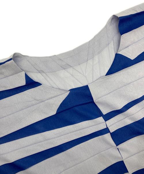 ISSEY MIYAKE（イッセイミヤケ）ISSEY MIYAKE (イッセイミヤケ) バイカラープリーツブラウス/IM02FJ698 ブルー サイズ:2の古着・服飾アイテム