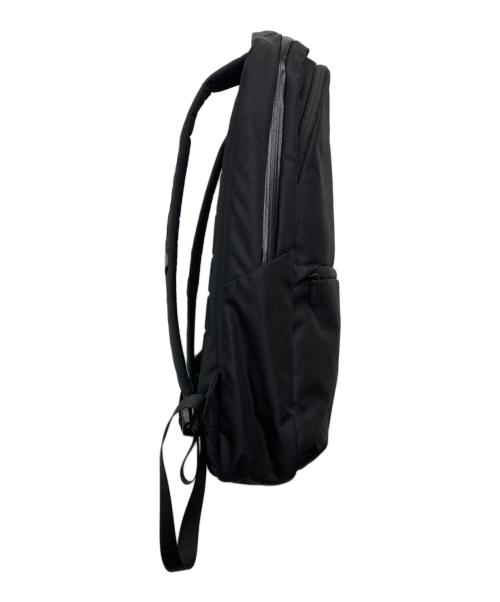 THE NORTH FACE（ザ ノース フェイス）THE NORTH FACE (ザ ノース フェイス) Shuttle Daypack Slim/NM82215 ブラックの古着・服飾アイテム