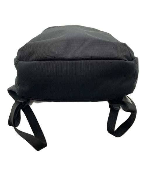 THE NORTH FACE（ザ ノース フェイス）THE NORTH FACE (ザ ノース フェイス) Shuttle Daypack Slim/NM82215 ブラックの古着・服飾アイテム