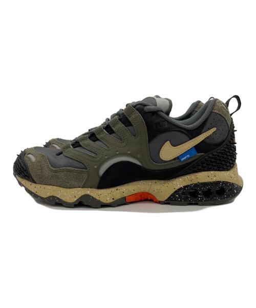 NIKE（ナイキ）NIKE (ナイキ) UNDEFEATED (アンディフィーテッド) Air Terra Humara カーキ サイズ:27.5の古着・服飾アイテム