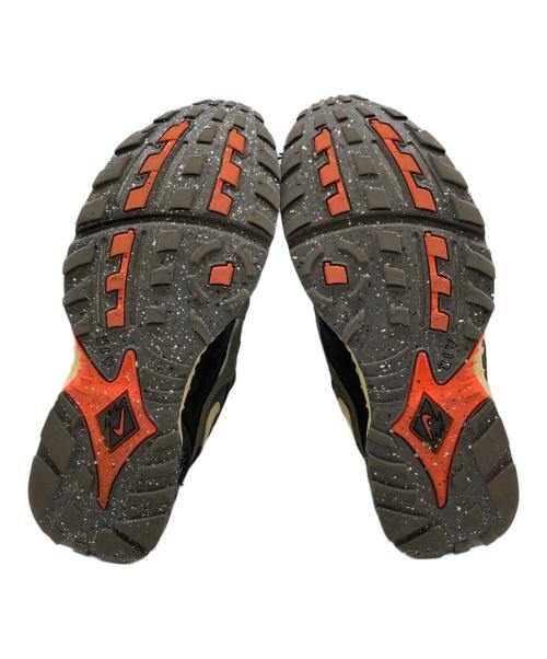 NIKE（ナイキ）NIKE (ナイキ) UNDEFEATED (アンディフィーテッド) Air Terra Humara カーキ サイズ:27.5の古着・服飾アイテム