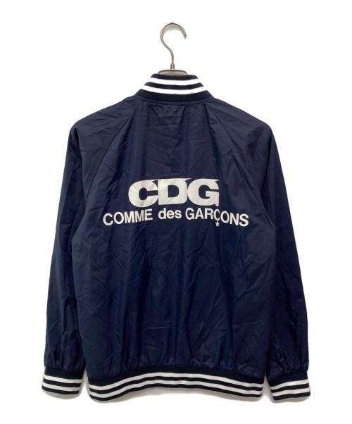 GOOD DESIGN SHOP COMME des GARCONS（グッドデザインショップ コムデギャルソン）GOOD DESIGN SHOP COMME des GARCONS (グッドデザインショップ コムデギャルソン) バックロゴコーチジャケット ネイビー サイズ:Ｍの古着・服飾アイテム