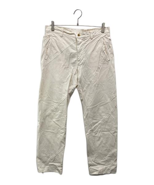 ISSEY MIYAKE MEN（イッセイミヤケメン）ISSEY MIYAKE MEN (イッセイミヤケメン) ツイストコットンドリルパンツ アイボリー サイズ:Ｍの古着・服飾アイテム