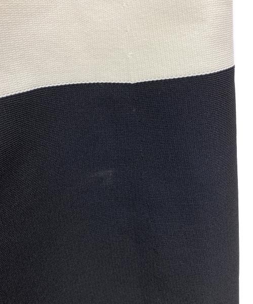 OMMO（オーエムエムオー）OMMO (オーエムエムオー) BODER KNIT SQUARE TANK OP/882620304201 ブラック×オリーブ サイズ:38の古着・服飾アイテム
