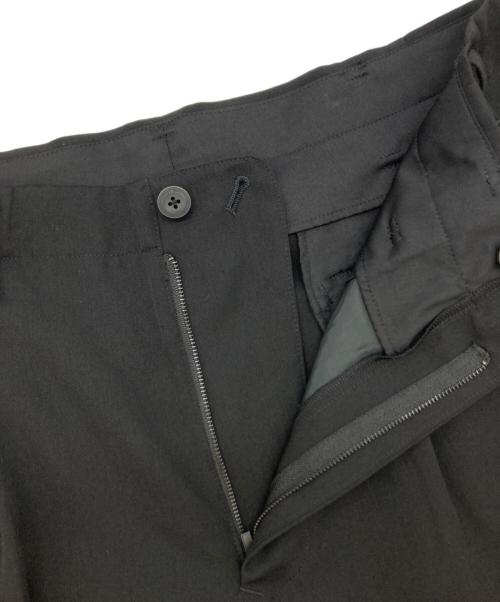 Yohji Yamamoto pour homme（ヨウジヤマモト プールオム）Yohji Yamamoto pour homme (ヨウジヤマモト プールオム) WOOL GABARDINE 2TUCKS PANTS ブラック サイズ:4の古着・服飾アイテム