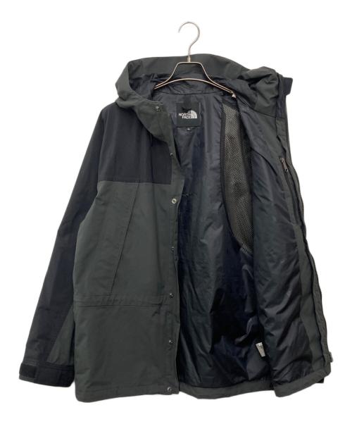 THE NORTH FACE（ザ ノース フェイス）THE NORTH FACE (ザ ノース フェイス) Mountain Light Jacket ブラック×グレー サイズ:XLの古着・服飾アイテム